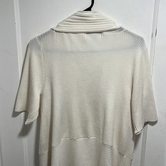 Once Again Sweater - Picture 6 of 11